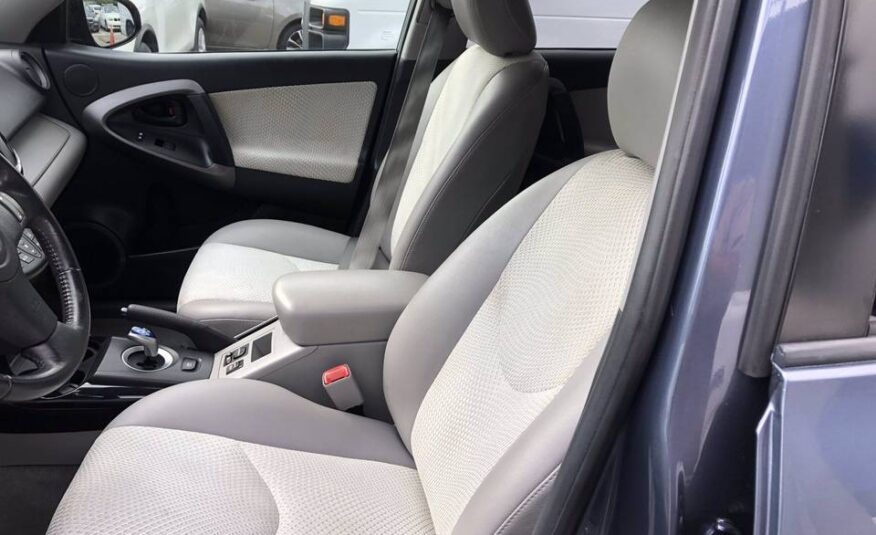 Toyota RAV4 EV 2012
