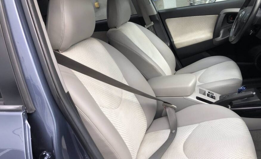 Toyota RAV4 EV 2012