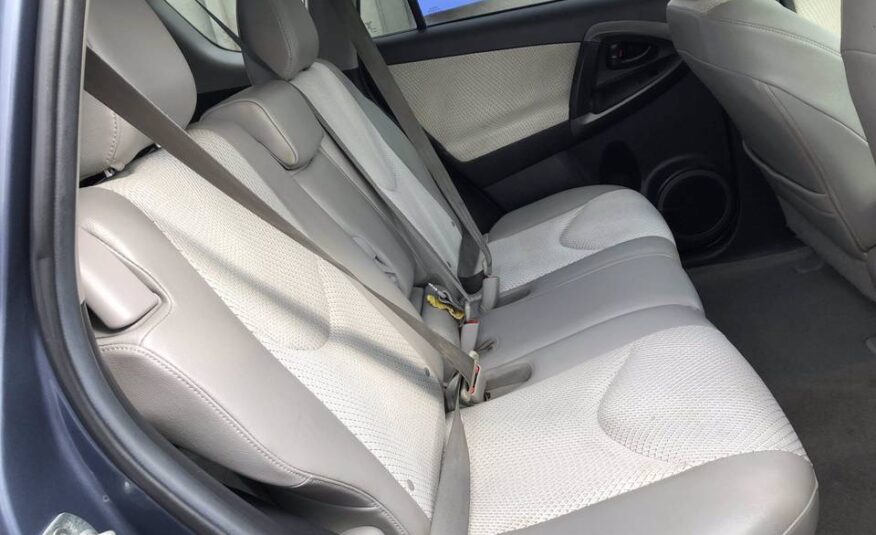 Toyota RAV4 EV 2012
