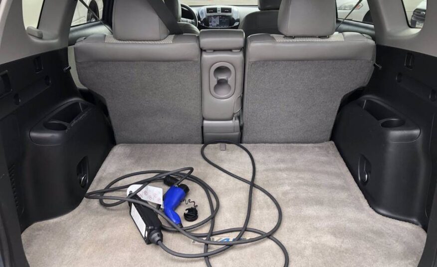 Toyota RAV4 EV 2012