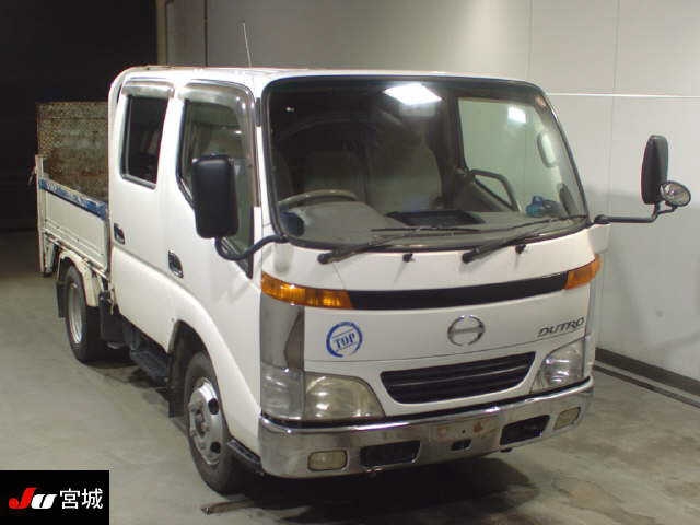 Hino Dutro 2000