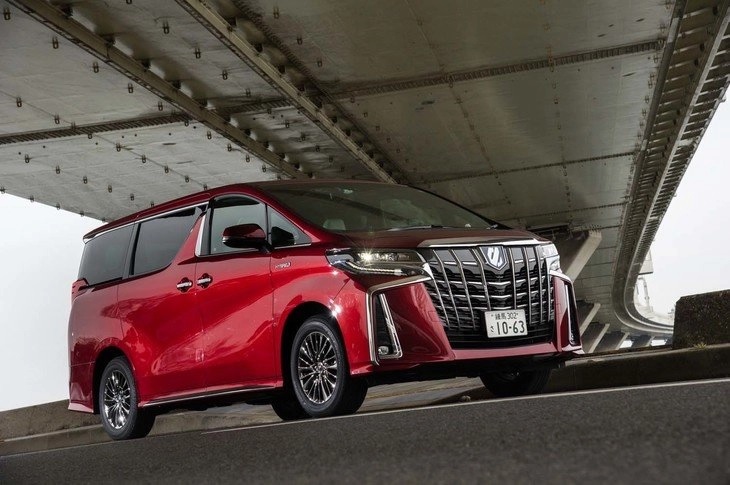 Toyota Alphard Executive Lounge S (Hybrid) (4WD / CVT)